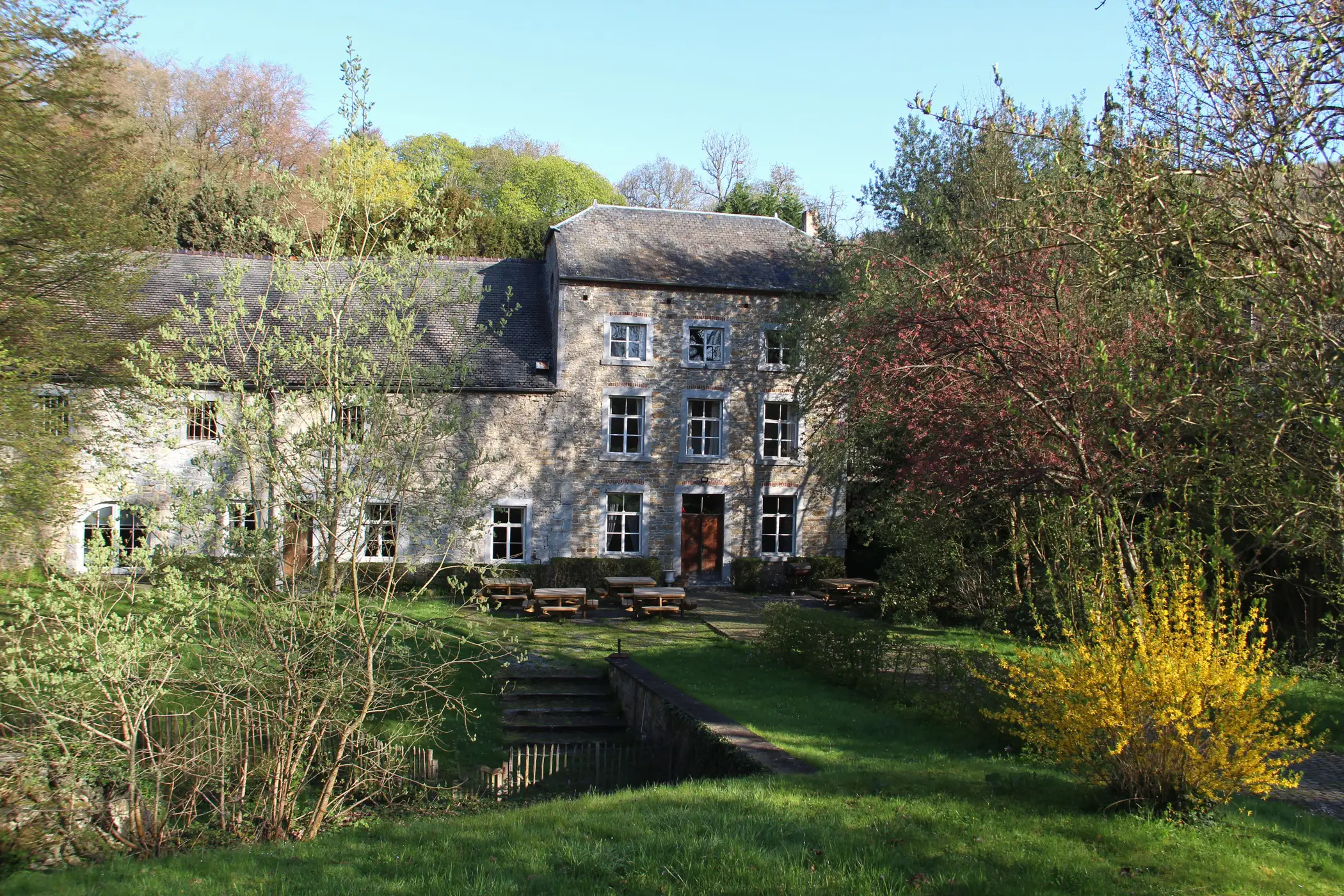 A private estate in Belgium — the inspiration for Singles Weekend
