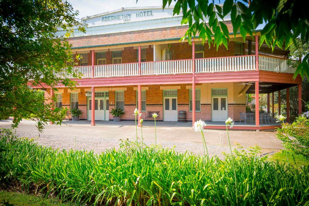 Abernethy Hotel — Hunter Valley