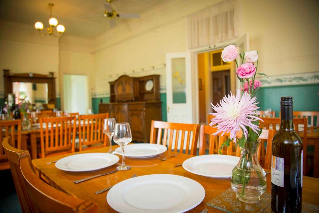 The dining room — Abernethy Hotel