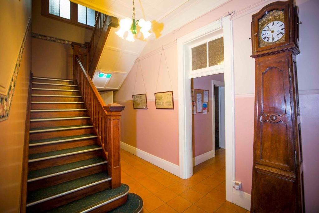 Heritage staircase and entrance hall